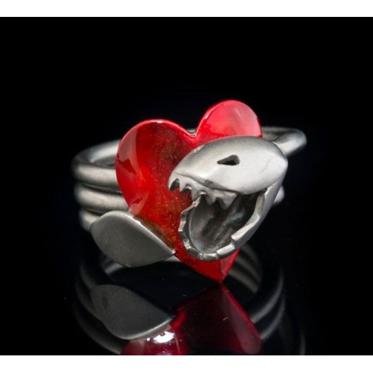 Handmade ring "Carnivore Heart"